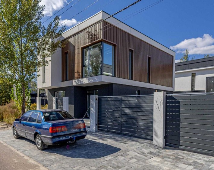 Будинок 150 кв.м. Газ 2,5 сотки! Петропавлівська Борщагівка біля Ліцею - фото 1