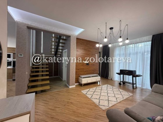 Продам 2 эт Таун Хаус, пос Жуковского, "Умный дом" ремонт и мебель! Харків