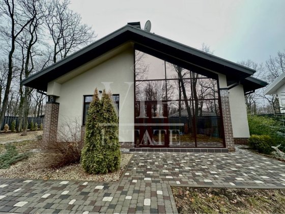 Продам дом с бассейном, 152 м.кв.,12 соток. КП Лесное, Лесопарк. Харків