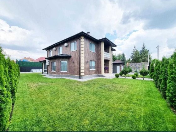 Продам просторий двоповерховий будинок із ремонтом та терасою Софіївська Борщагівка