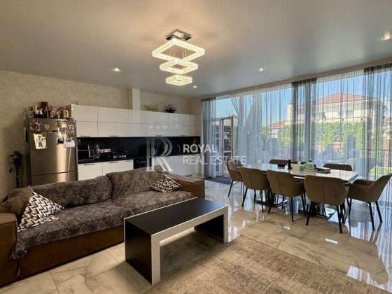 Продаж Таунхаусу  200м2 Петропавлівська Борщагівка 3 сотки з Ремонтом Петропавловская Борщаговка