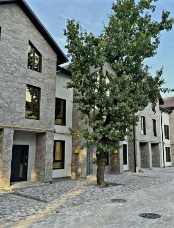 Продаж Таунхауса. Забудовник - фото 1