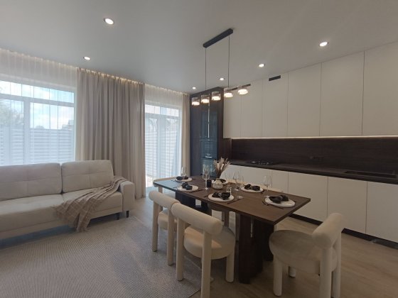 Дуплекс з сучасним ремонтом! Меблі та техніка. Розтермінування на рік Петропавловская Борщаговка