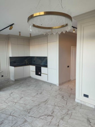 Продам Таунхаус з дизайнерським ремонтом. - фото 1