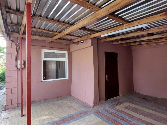 Продается одноэтажный дом на участке 5 соток ул. Учительская Одеса