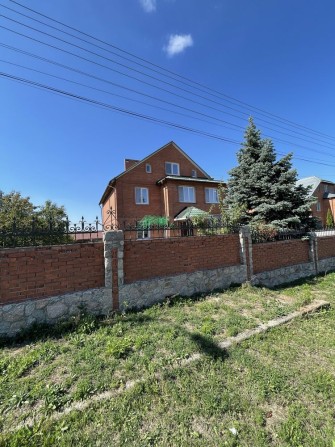 Флоринка Два дома 411 м2 и 130 м2 Алексеевка - фото 1