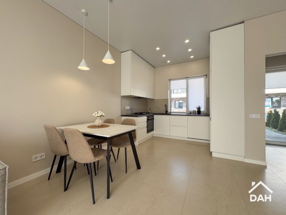 Таунхаус 83 м², в с. Петр. Борщагівка, ТРЦ Аметіст, є розтермінування Петропавлівська Борщагівка