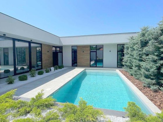 без комиссии! заходи и живи!компактный дом с бассейном, ул. Костанди Одесса