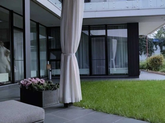 Новый дом на 10 Фонтана 10 соток Бассейн.К морю 500 метров Комиссия 0% Одеса