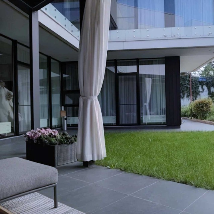 Новый дом на 10 Фонтана 10 соток Бассейн.К морю 500 метров Комиссия 0% - фото 1