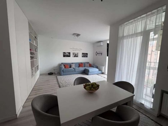 Продаж 3-к квартири вул. Регенераторна 4 Київ