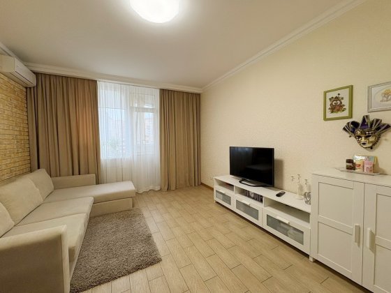 Продається однокімнатна квартира , ЖК «Лікоград-3», вулиця Здановської Юлії (Ломоносова), 50/2 Київ