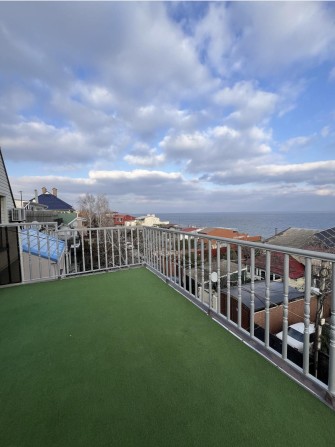 Терміновий продаж! Будинок в Совіньйоні з прямим видом на море - фото 1