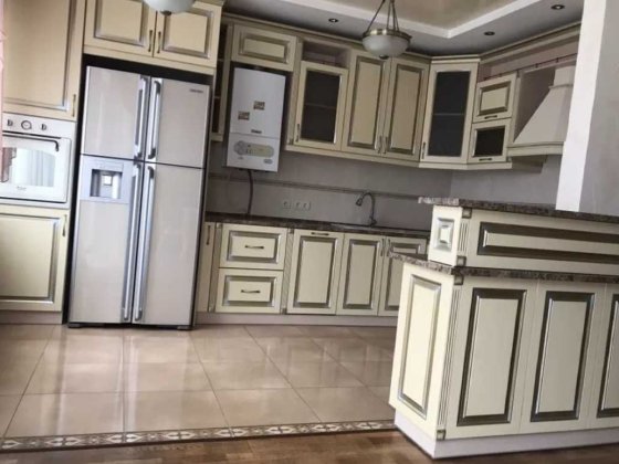 3-ох кімнатна квартира центр міста вул. Площа Ринок 1 Івано-Франківськ