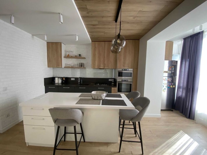 Оренда квартири в будинку бізнес класу. - фото 1