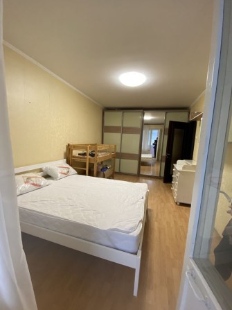 Сдается большая квартира в центре Вишневого - фото 1