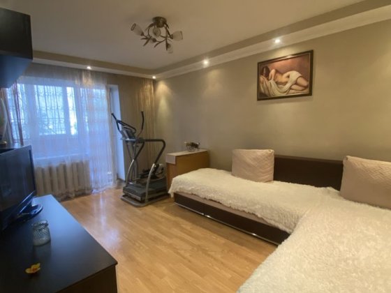 Оренда чудової  3 х кімн Машинобудівна Вишневое