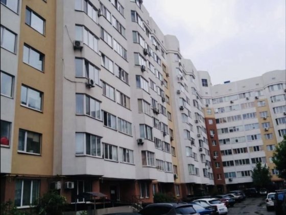 Здається простора 1-на квартира на Симоненко! Бровары