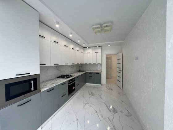 Здається в оренду 2-кімнатна квартира. Центр міста. Івано-Франківськ