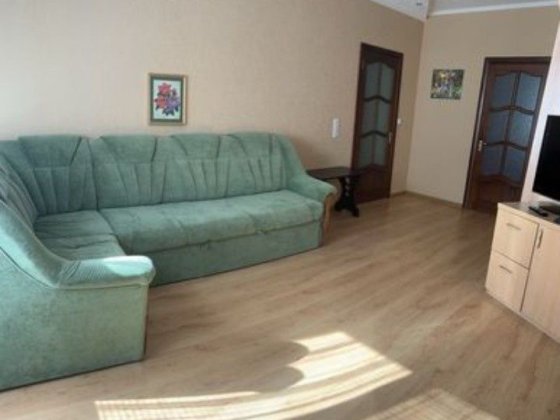 Здається 3 кім ч/будинку.Р-н алюмінієвого заводу. Бровары