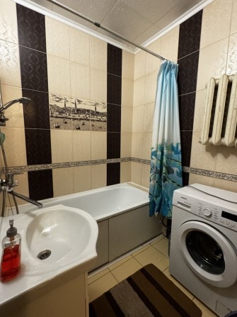 Здам 2 кімнатну квартиру в центрі - фото 1