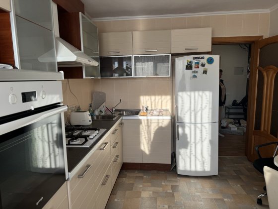 Здам 2 к.кв. вул.Незалежності 14Г, 3 поверх,  Газ, відмінна Бровары