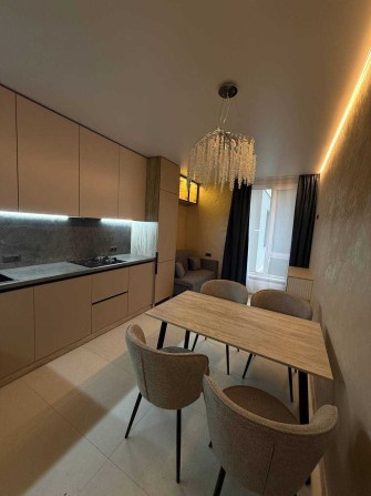 Оренда сучасної 2кім квартири з меблями та технікою вул. Целевича_AI - фото 1