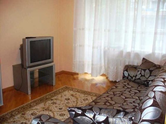 Оренда 1к.кв. Шевченка, 2 пов, затишна, тепла, світла в центрі міста. Івано-Франківськ