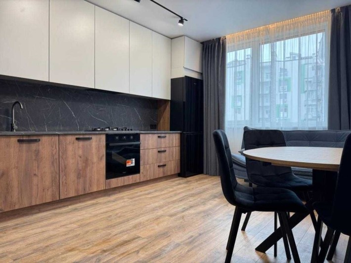 Перша Здача Оренда 1кім Квартири Поруч з Парком - фото 1