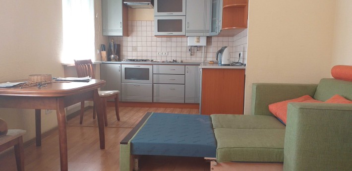 Здається від власника квартира 2-х кімнатна в центрі - фото 1