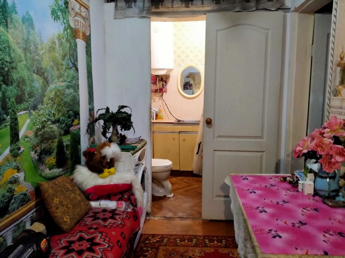 Сдам  1 к кв. все есть: с мебелью, бойлером в котедже Покровском, КРЭС - фото 1