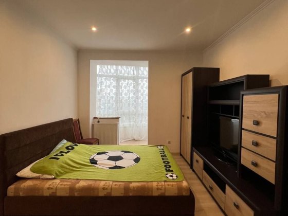 Оренда на Івасюка Івано-Франківськ