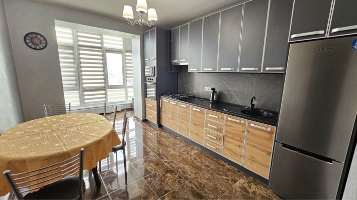 Центр.частина.Сучасна, новобудов.закритий двір. - фото 1