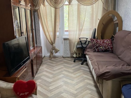 СВОЯ! Без комиссии! 2х комнатная! Самый центр Соцгорода Кривий Ріг