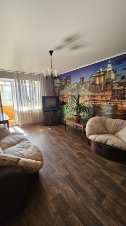 Сдам уютную 2-ком. кв-ру в центре города, пл.Освобождения, Пушкина - фото 1