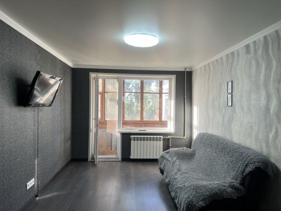 Оренда 95 квартал. 3 кімн. Проспект Миру 33 Антошка Кривой Рог