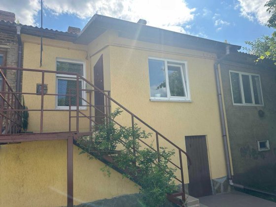 Бюджетна однокімнатна в центрі з автономкою. Луцк