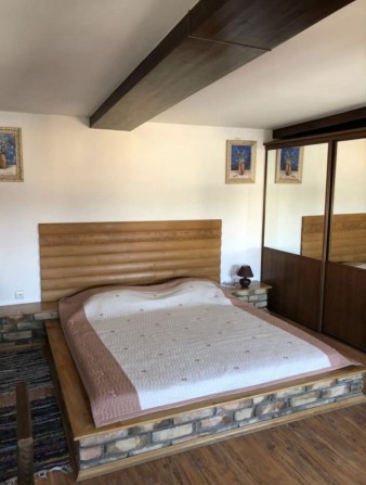 Здам дворівневу квартиру в центрі міста - фото 1