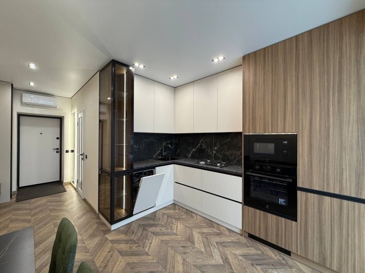 ПЕРША ЗДАЧА! 1-кімнатна + кухня-студія по вул.Миру! - фото 1