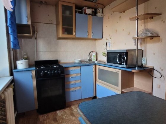 Сдам 1ком на Киевской.7000грн+счётчики. Кременчук