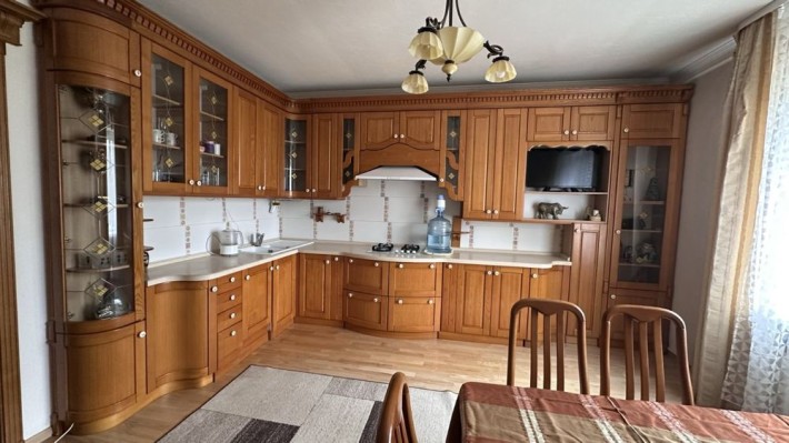 Здам 4-кімн.кв. в новобудові по вул. Майора Борищака, центр - фото 1