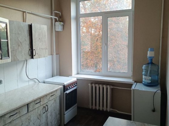 Оренда 2 кімнатна квартира на Універмазі, меблі, техніка. 4000 Кривой Рог