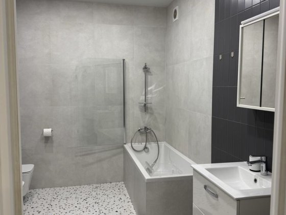 Оренда Затишної 2-х кімн 18000грн з закритою територією біляМаксимуса Луцк