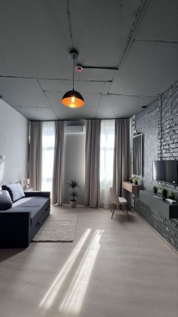 Актуальна! Здам стильну студію в ЖК “Синергія Сіті”, набережна, аквапа - фото 1