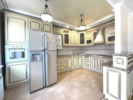 Здається простора 3к.квартира в самому центрі міста Ивано-Франковск