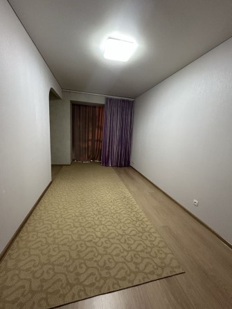 Здається 3 кімнатна квартира на довгій термін з сучасним ремонтом. - фото 1