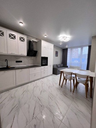 ЖК Центральний 2, Перша здача! Євродвокімнатна. - фото 1