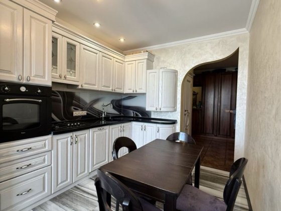 3 кімн квартира ЦЕНТР оренда Івано-Франківськ