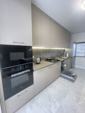 Оренда 1к квартири в Дмитрівці з гарним ремонтом - фото 1