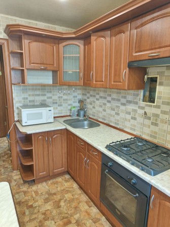 Сдам 2-х комнатную квартиру     2-я детская больница (1000 мелочей - фото 1